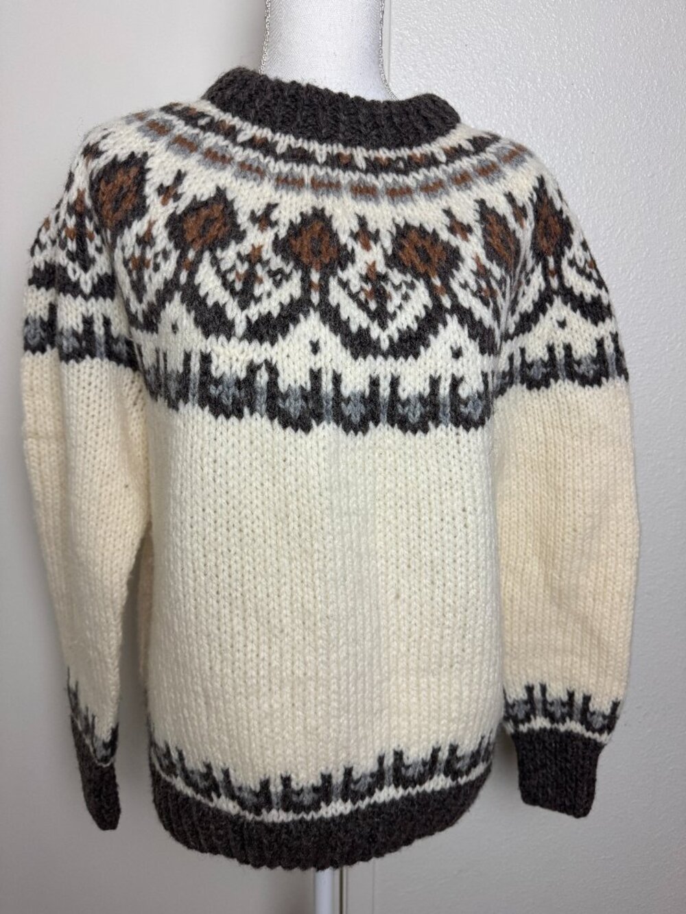 Vintage DANSPIN Handknit 100% Pure Wool Fair Isle Nordic Sweater Cream Brown M/L